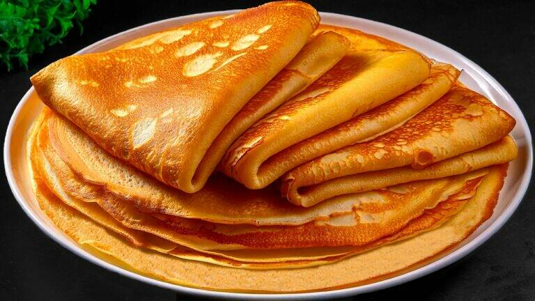 This simple recipe transforms oats into fluffy pancakes… you’ll want to make them every morning!