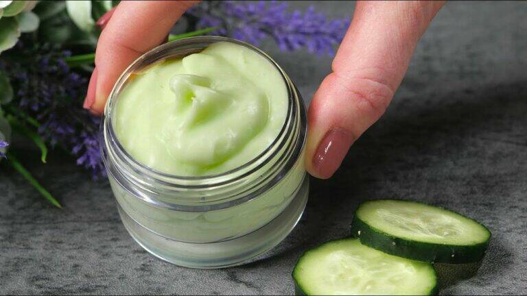This simple cream transforms aging skin overnight… see the amazing results yourself!