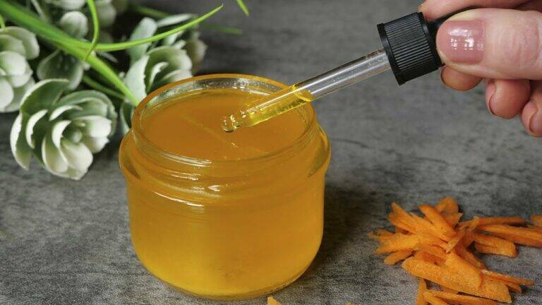 This simple oil blend could transform your skin and make you look years younger…