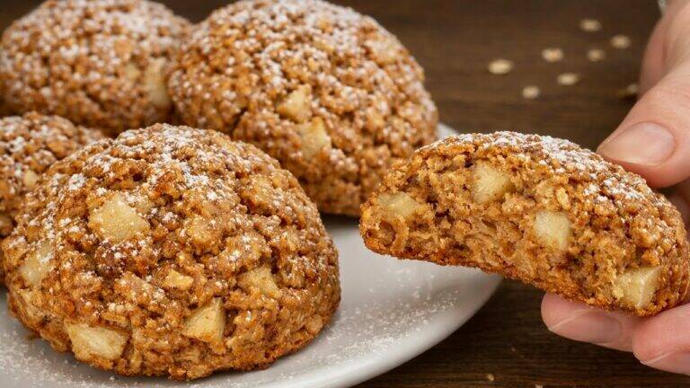 This simple recipe transforms ordinary ingredients into delicious, sugar-free apple…