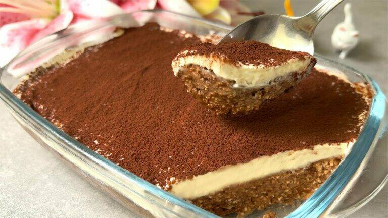 This simple recipe transforms oats and bananas into an irresistible summer dessert…
