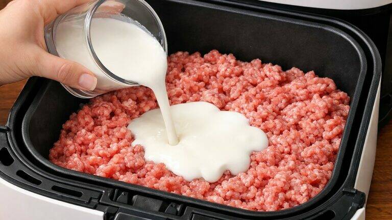 An old trick transforms ground meat into a juicy masterpiece in just minutes…
