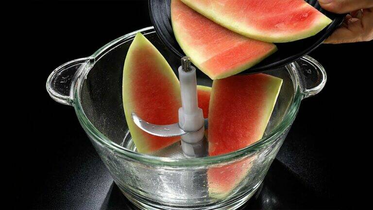 This simple trick transforms watermelon rinds into a surprising kitchen gem…