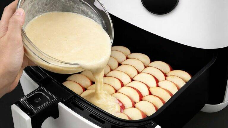 This simple recipe transforms your Air Fryer into a dessert maker…discover the secret!