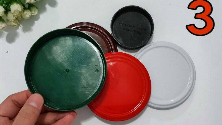Discover this clever way to transform jar lids into stunning home décor…