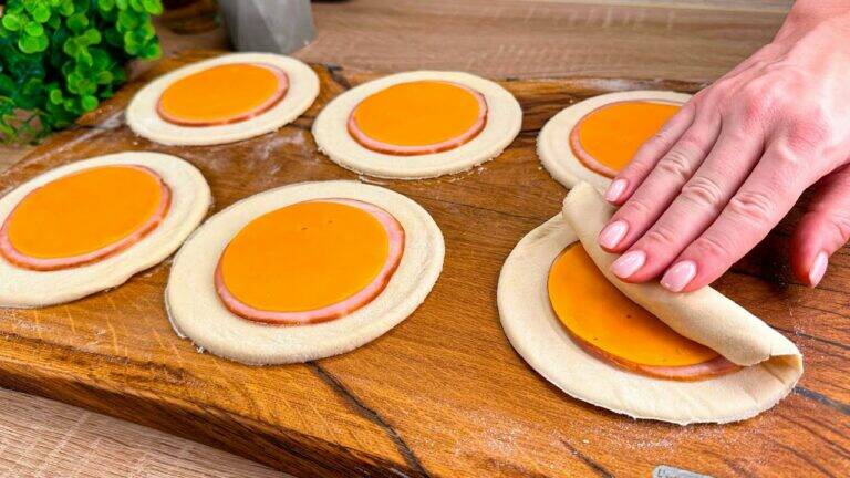 This simple trick transforms puff pastry into mouthwatering snacks you’ve never tasted before…