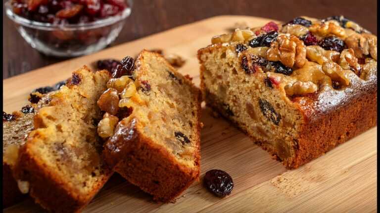 🍎 Bez mąki i cukru? Owsiane ciasto z bananem, jabłkiem i bakaliami