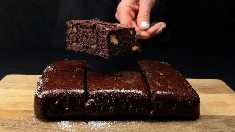 🍫 Czekoladowe brownie z kilku składników! Bez mąki, bez dodatku cukru i bez oleju