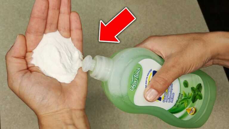 J’ai mélangé du liquide vaisselle avec du bicarbonate de soude 💥 et je ne m’attendais pas à un tel résultat !