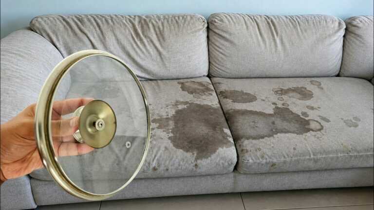 Diesen Sofa-Trick kannte ich nicht: Mit einem einfachen Deckel wirkt es fast wie neu