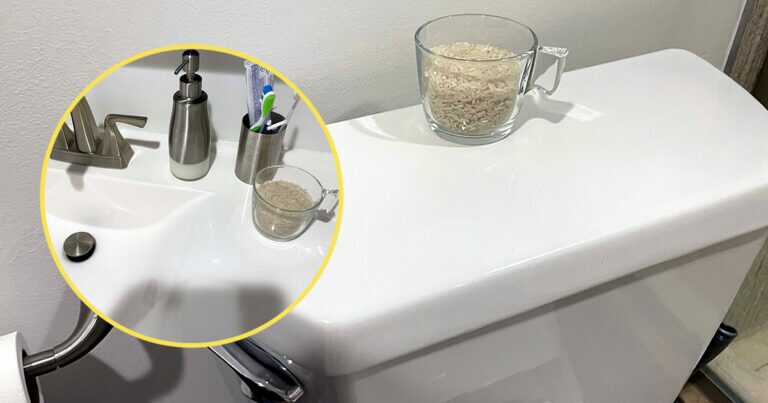 El truco del vaso de arroz en el baño que resuelve un problema muy común