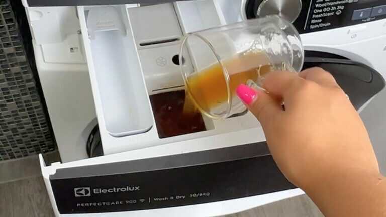 Gib das zur dunklen Wäsche in die Waschmaschine und du wirst den Unterschied sehen
