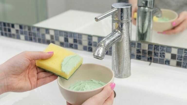 Non hai mai pulito il bagno così facilmente — anche le macchie d’acqua più ostinate vengono via