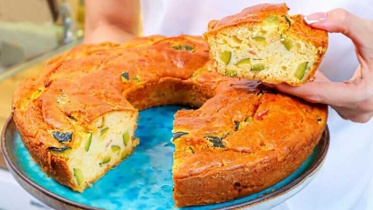 Délicieux gâteau aux courgettes ! Très doux et fond juste dans la bouche ! Recettes de courgettes