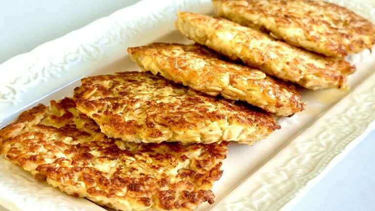 Ricetta per pancake alle mele senza farina! Colazione sana in 5 minuti!