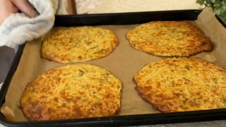 Mescola una tazza di avena con le zucchine! Più buono della pizza e super semplice