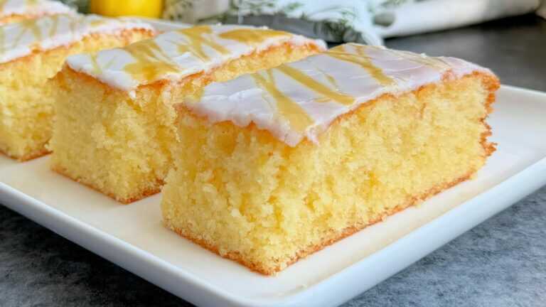 Torta al limone morbidissima che si scioglie in bocca 🍋 Facile e veloce