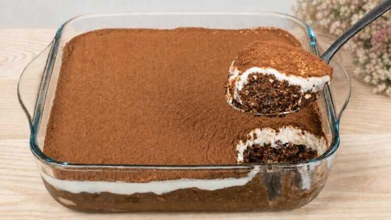 Tiramisù all’avena senza zucchero — pronto in soli 10 minuti