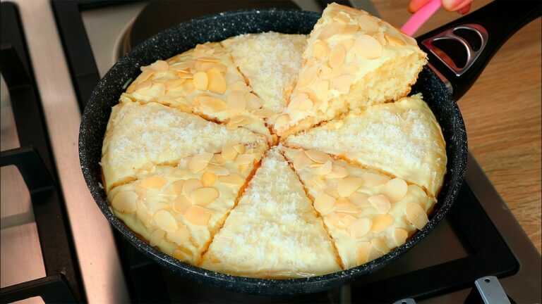 Günstiger Raffaello-Kuchen in 5 Minuten aus der Pfanne! Ohne Mixer und Waage