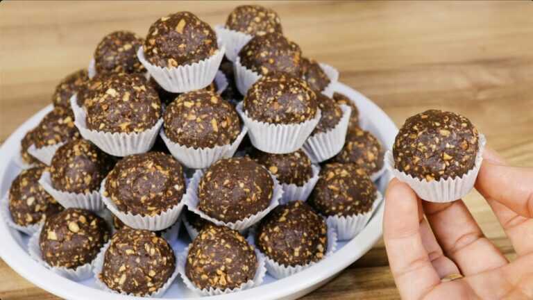 Solo 3 ingredienti e 10 minuti! Dessert rapido senza forno e farina, incredibilmente buono!