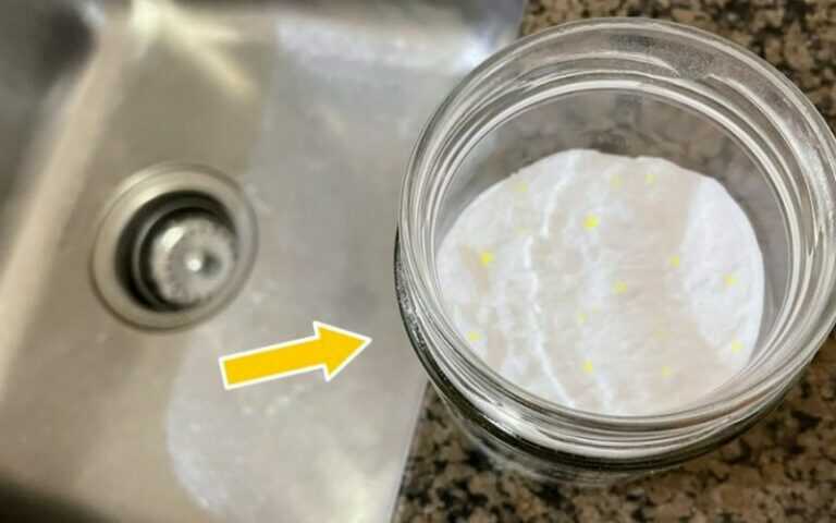 How to Make a Homemade Remedy That Absorbs Bad Odors