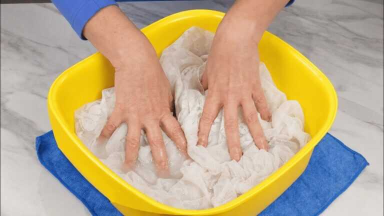 Put Your Kitchen Towels in a Pot. They’ll Come Out SNOW WHITE