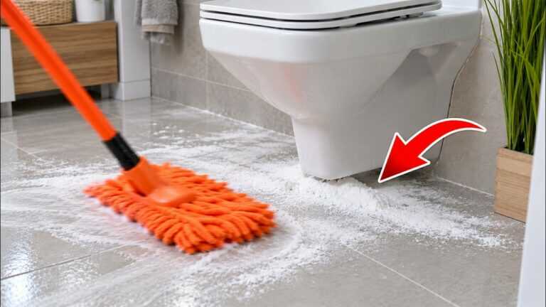 I Cleaned Around My Toilet With THIS Mixture. Yellowish Stains and Bad Odors ELIMINATED