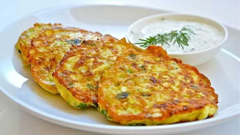 Smażone patisony na patelni. Nadal nie wiesz, co i jak przygotować z patisonów? 5 minut