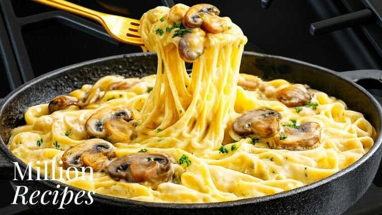 Makaron z pieczarkami, który uwielbia moja rodzina! 🤤 Wszyscy proszą mnie o ten kremowy makaron…