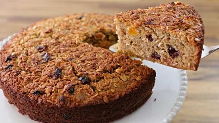 Ricetta sana e semplice per una torta con fiocchi d’avena
